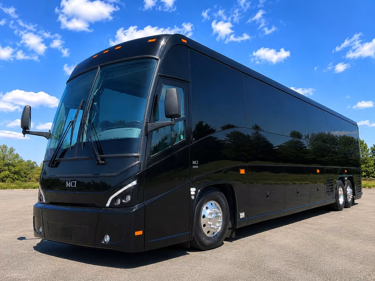 charter buses for science and arts field trips at the museum of arts and sciences