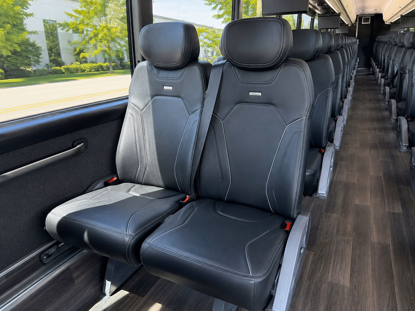 charterbusrentalmaconga com can help you arrange charter bus transportation for large macon wedding guest groups