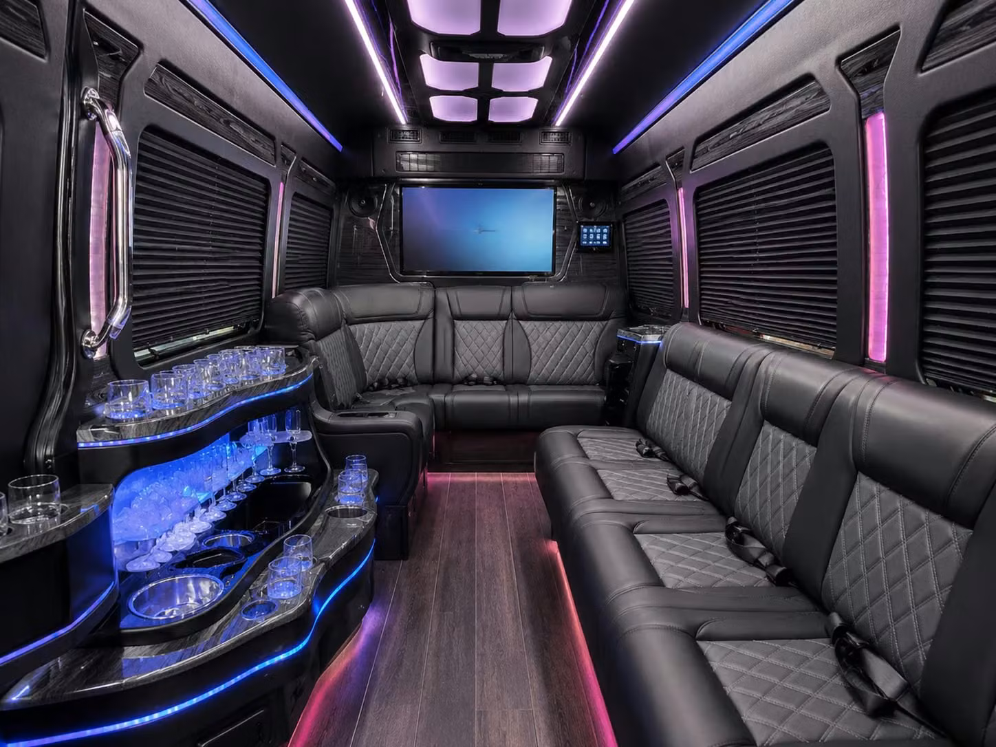 long distance fan bus rentals from macon to atlanta stadiums