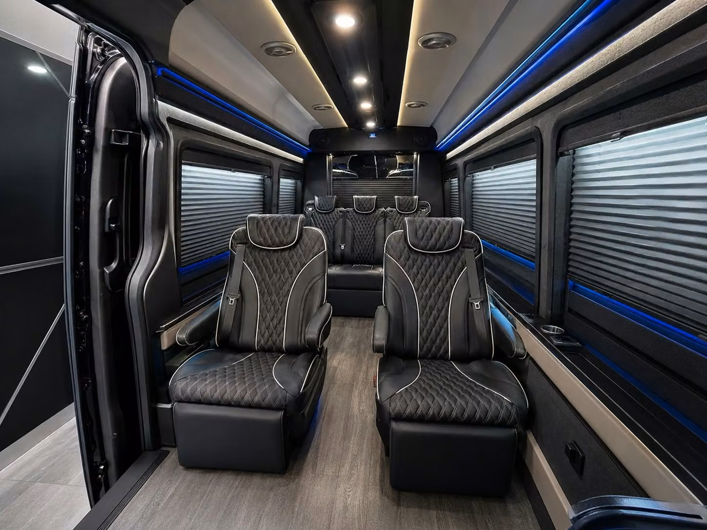 with charterbusrentalmaconga com securing airport transportation for large groups in macon is a one form job